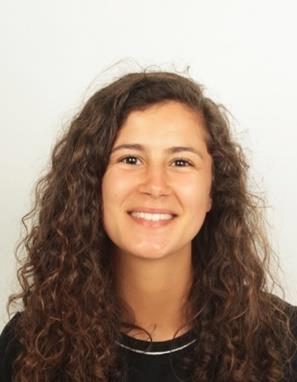 Ana Beatriz Oliveira