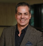 PEDRO LEÃO