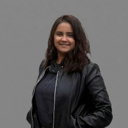 BEATRIZ MEDEIROS